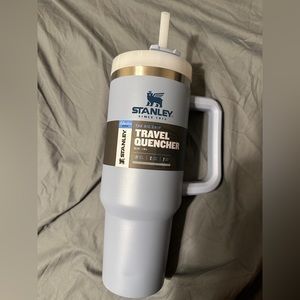 New Stanley ADVENTURE QUENCHER TRAVEL
TUMBLER
